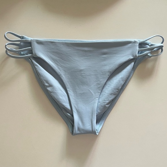 {L*Space} Brand New Kennedy Bikini Bottoms - Picture 3 of 6